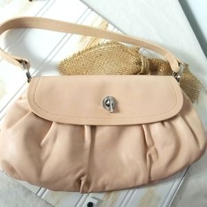ANN TAYLOR  LEATHER PURSE IN LIGHT PINK